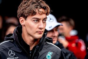 メルセデスF1、成績急落で怒れるラッセルからの”大会議”のお呼び出し「これ以上ない天候だったのにペースがなかった」