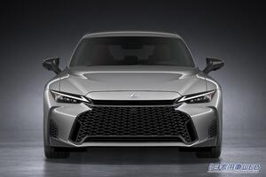 熟成を極めた新型「IS」が世界初公開【2026年から世界展開へ】