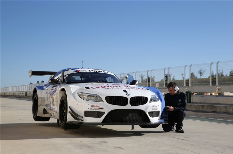 Z4 GT3に試乗。GT300クラス怒涛の走りとは？