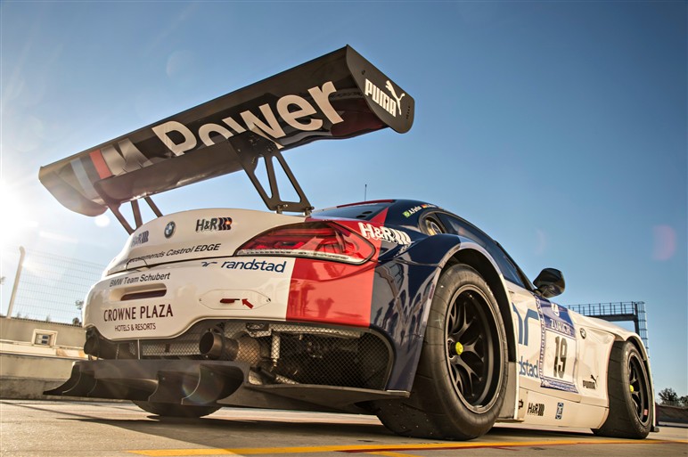 Z4 GT3に試乗。GT300クラス怒涛の走りとは？
