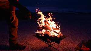 “バイクでソロキャンプ”失敗しない焚き火台の選び方【キャンプの花形には徹底的にこだわれ!】