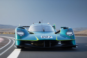 【世界限定10台】サーキット専用車アストンマーティン「ヴァルキリーLM」登場！ ドライバー育成プログラムも用意