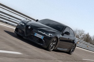 【アクラポビッチ標準装備】アルファ・ロメオ・ジュリア・クアドリフォリオに『究極』の限定車『エストレマ』登場