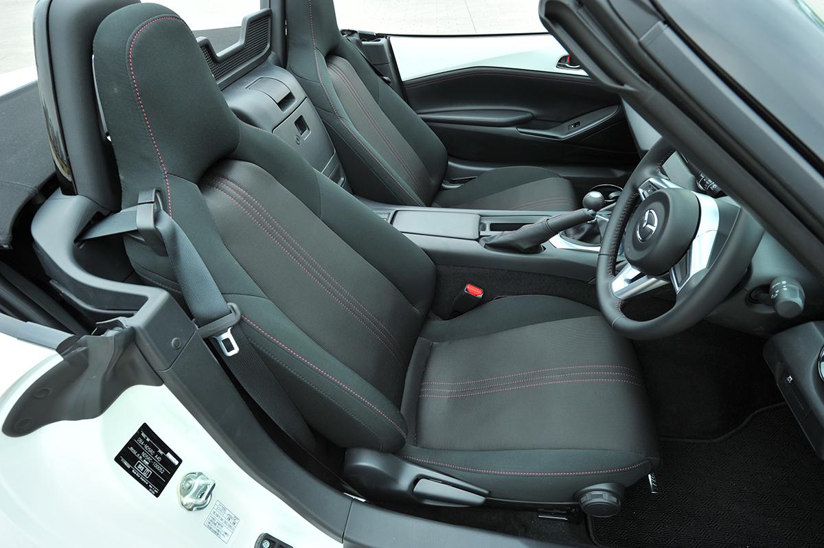 クルマによってここまで差があるのはなぜ シートの座面の高さが決まる要因とは Web Cartop 自動車情報サイト 新車 中古車 Carview
