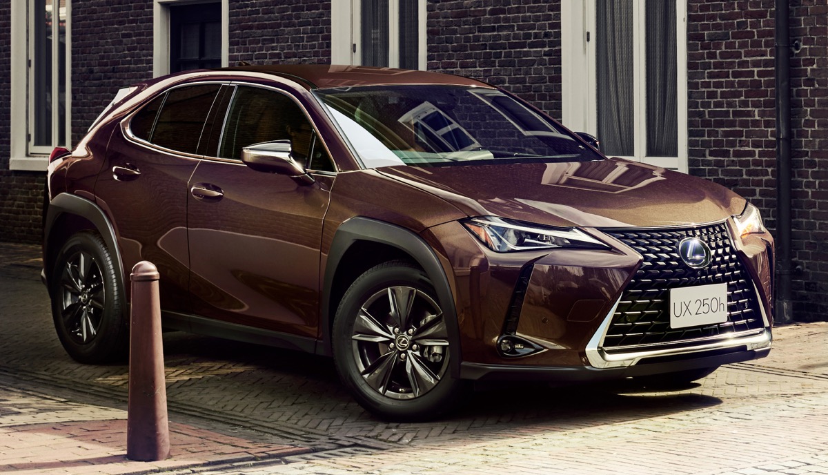 レクサス 「UX」に上質なブラウン内装の特別仕様車「Brown Edition」を設定。使い勝手を高める装備も充実（driverweb