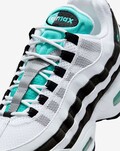 ナイキ「エア マックス 95 OG  “White and Black”」が待望の復刻！──GQ新着スニーカー