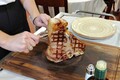 飯テロ注意!?　トラックドライバー御用達のリストランテで「ビステッカ」を食す！【MotoGPの現場から】