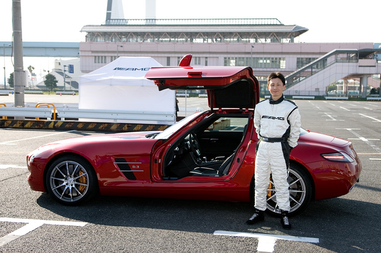 2011年、AMG Driving Academyが日本上陸！