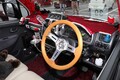 スズキ「ワゴンR」を街道レーサーをモチーフにカスタム！ 水中花にLOVE灯…昭和アイテムを惜しみなく投入する