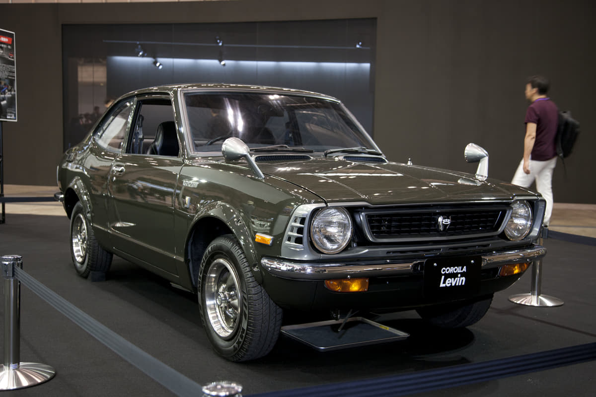 AE86」はじめ名車揃い! ニッポンを支えた立役者「歴代カローラ」の歩み(Auto Messe Web) 自動車情報サイト【新車・中古車】 carview! エポック社 車 カード GMC ③ カローラ
