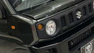 「4人乗り普通の軽だが…？」秘密基地みたいな車内が最高、まるでカフェのような木の温もり。普段乗りOK、思い立ったすぐ“おしゃれ車中泊カー”になる軽キャンパー。