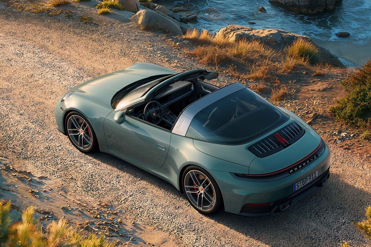 【ポルシェ911新型】全輪駆動「4S」の選択肢が倍増！ クーペ、カブリオレ、タルガの予約受注がスタート