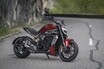【ドゥカティ XディアベルV4 試乗】レース譲りのV4エンジンをクルーザーに搭載した唯一無二の存在…小川勤