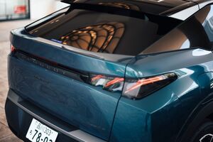 次世代フラッグシップモデルにふさわしいSUV──新型プジョー3008GT アルカンタラパッケージ Hybrid試乗記