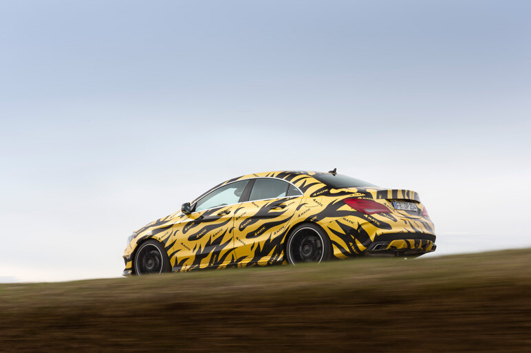 CLA 45AMG発表。プロト仕様テストもギリダシ
