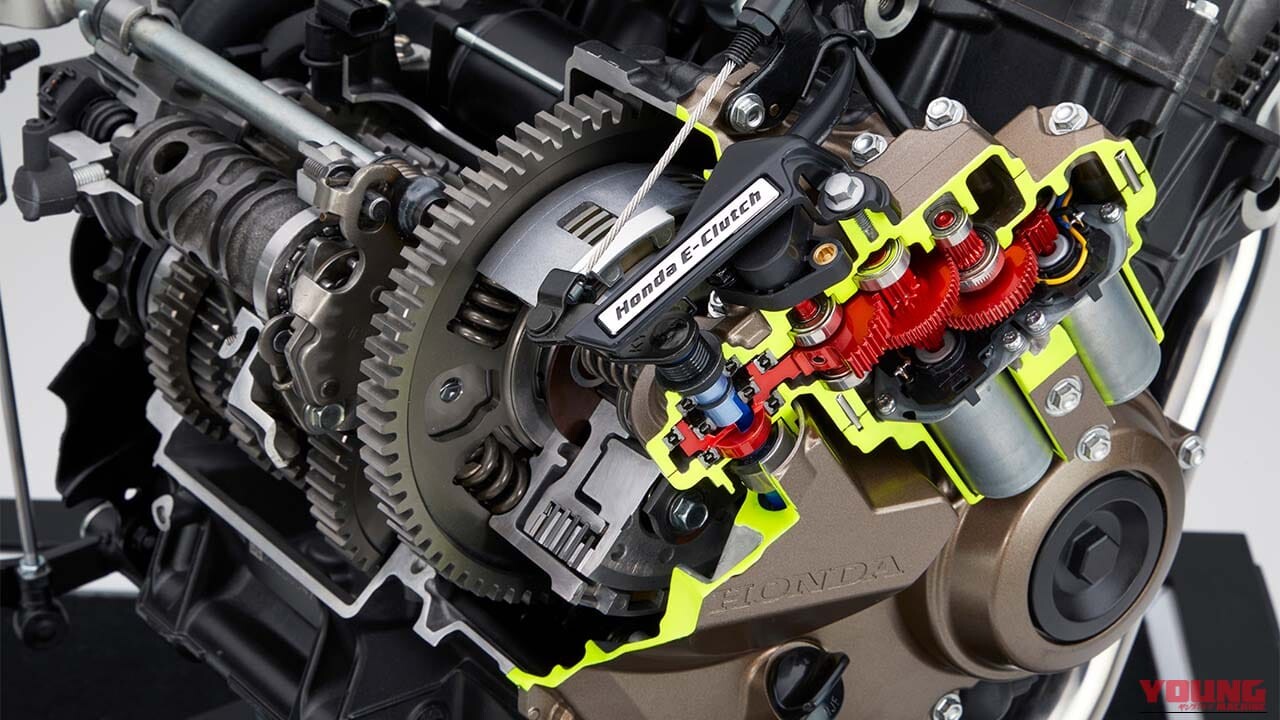 【最新版】バイクの自動クラッチ比較｜ホンダ、ヤマハ、BMWなど進化する技術とメリットを徹底解説