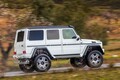 メルセデスが本気出したらこうなった！　１ｍの水深すら走れる「ゲレンデ4×4スクエアード」が狂気の域!!