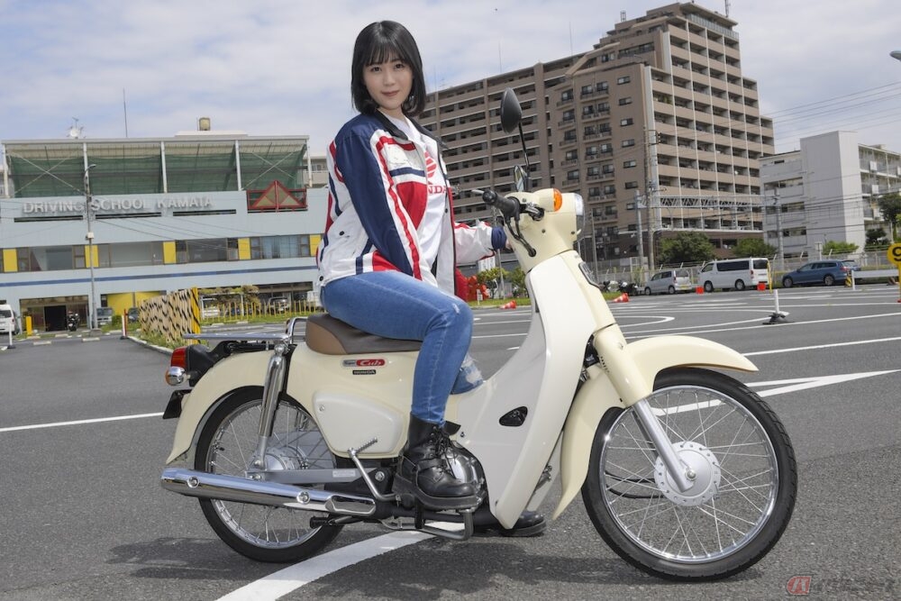 今春話題のアニメ スーパーカブ を見て感じた疑問 なぜ山梨県の高校性は原付き通学が認められているのか バイクのニュース 自動車情報サイト 新車 中古車 Carview