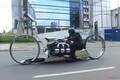 驚愕の「AKIRAバイク超え」!?　ロールス・ロイス製航空エンジン搭載の近未来的カスタムバイクに反響
