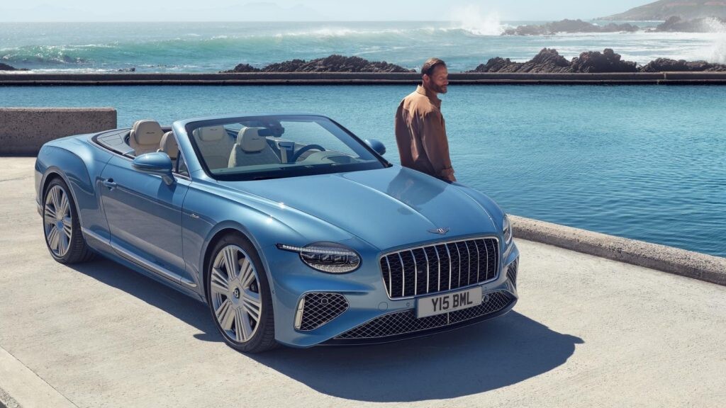 ベントレー 快適性を極めた“アズール”日本上陸「コンチネンタルGT」など3車種