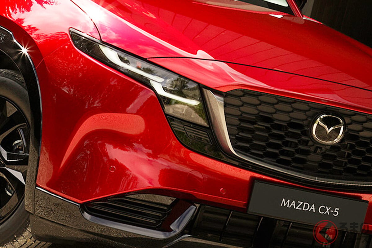 マツダ「CX-5」コスパ最高＆パワフルユニット搭載で“一番売れてるモデル”に君臨！ 9年ぶりの「新型モデル」ディーゼル廃止でハイブリッド車に!? 「人気SUV」どう進化する？