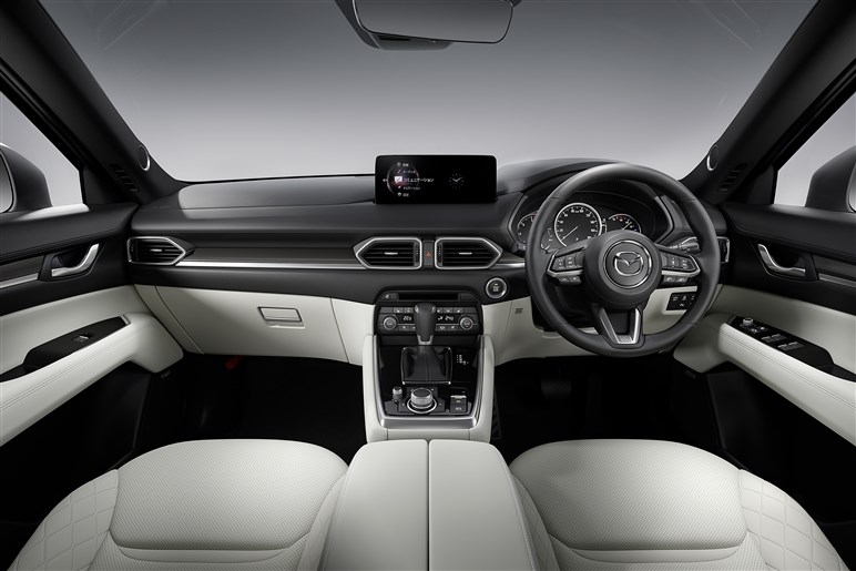 マツダ Cx 8 のおすすめグレードは価格と装備が好バランスなxd プロアクティブ Carview 自動車情報サイト 新車 中古車 Carview
