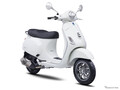 『ベスパ』125cc～300ccの7モデルに新カラーとグラフィックを採用