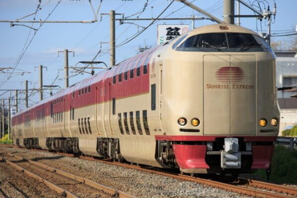 所要は16時間超え！  「日本最長の寝台特急」が今月運行へ 多客期だけ走る異色列車