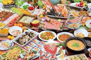 人気のヒミツは“選地鮮食”。「源泉湯の宿 松乃井」のビュッフェ【料理じまんの宿18選】