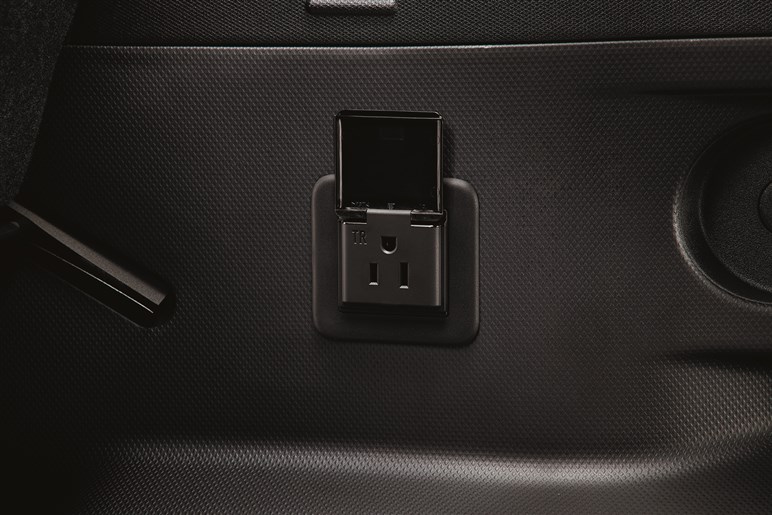 【正しい新車の買い方】値引き交渉のやり過ぎは禁物。好条件でお気に入りのクルマを購入する方法とは？