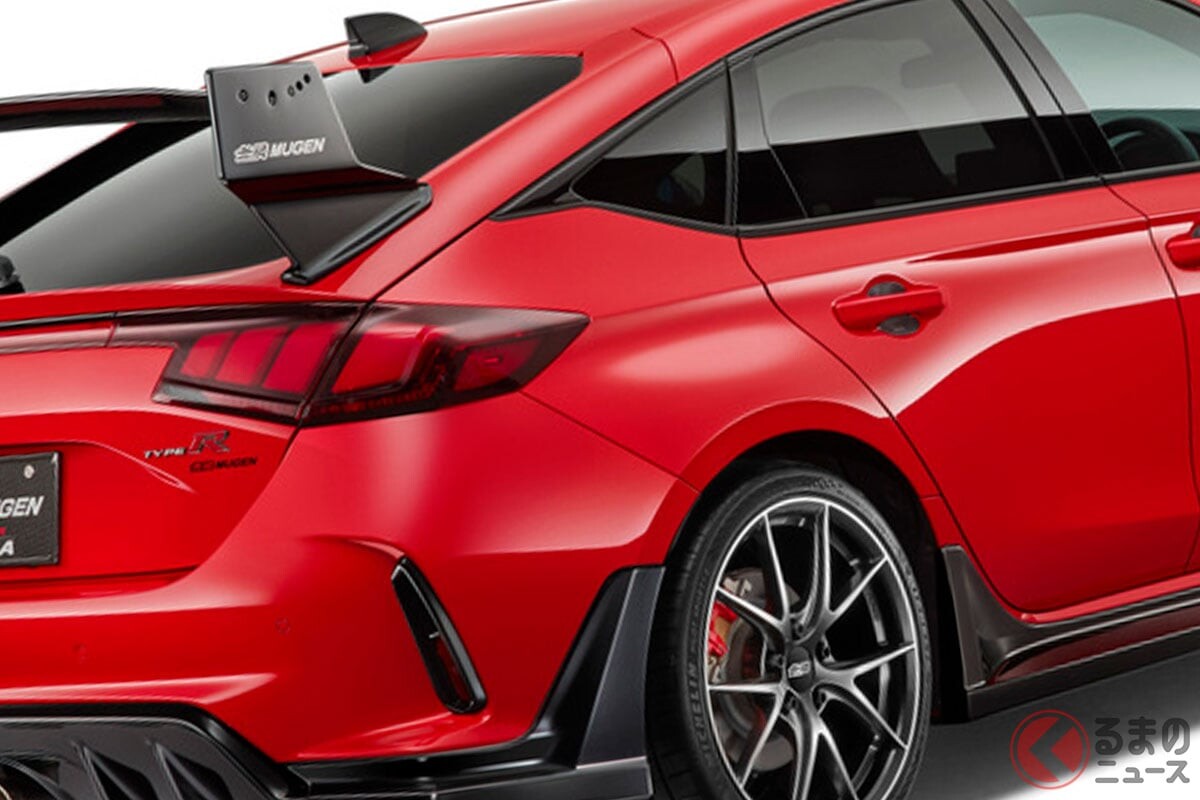 ホンダ　シビックTYPE-R 純正センターマフラー 迫力スゴい！“センター1本出しマフラー”装着のホンダ「シビック
