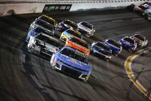 インシーズン・チャレンジ初戦でチェイス・エリオットが大逆転。44戦ぶりの復活勝利／NASCAR第18戦