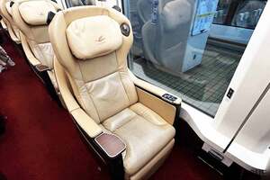 大阪から名古屋まで「特別な夜行列車」が走る！ 超豪華シートで7時間ゆったり寛げる“プレミアムな旅”とは
