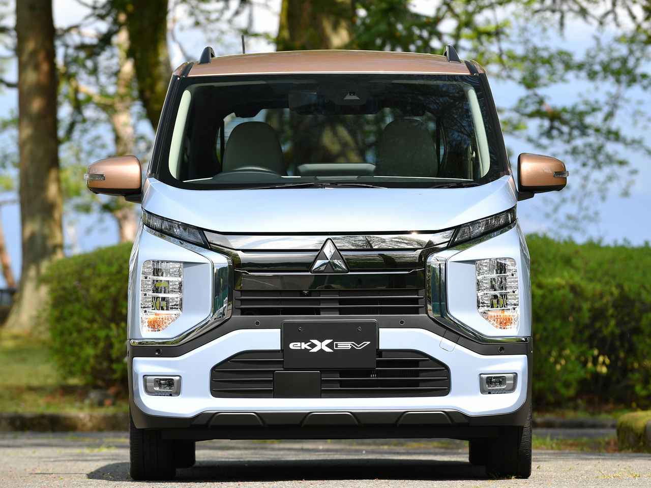 写真蔵 三菱 Ekクロス シリーズに新たに設定されたバッテリーev軽自動車 Ekクロス Ev Webモーターマガジン 自動車情報サイト 新車 中古車 Carview