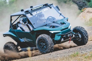 レクサスが作ったバギー？　ヤマハと水素燃料の可能性を探る　H2 ROV　試作車の助手席へ同乗