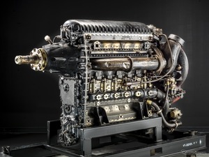 名作あり異色作もあり、自動車から戦車・航空機まで、エンジン開発の背景と思想