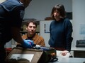 『入国審査』で審査されるのは人間性？──監督の実体験から生まれた緊張感抜群の密室スリラー