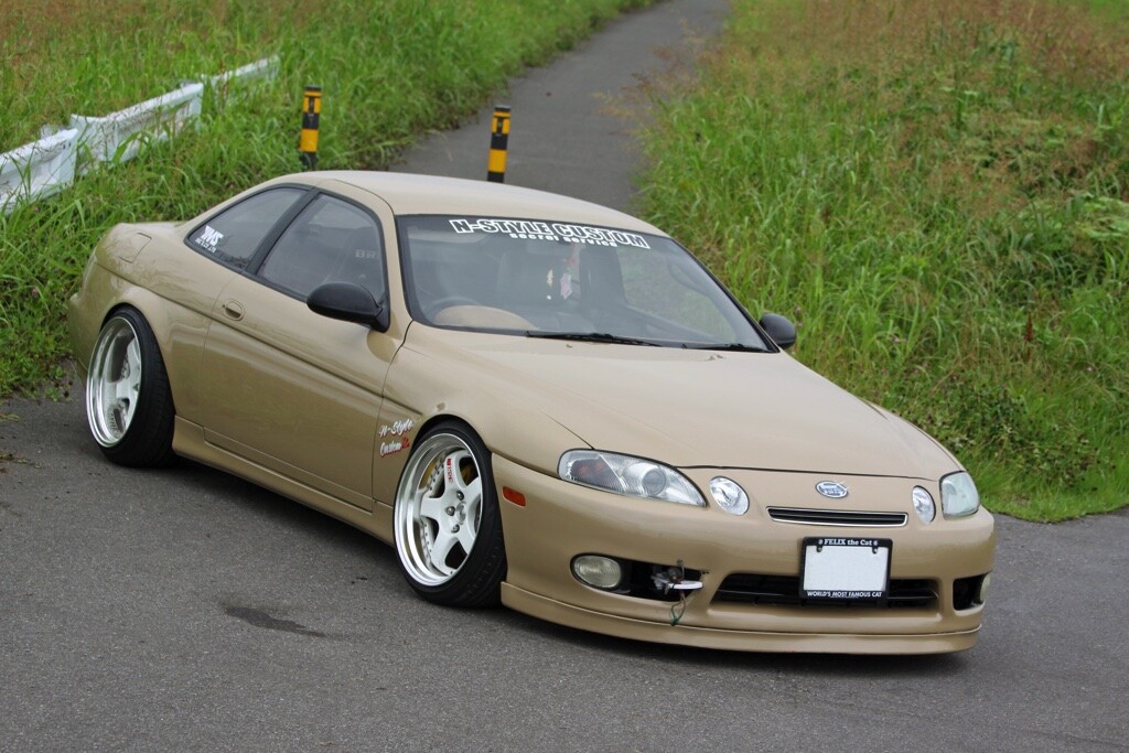 ラグドリ仕様を極めるJZZ30ソアラ！」唯我独尊のワイド＆ロー