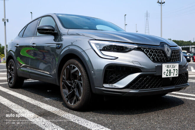 【乗り心地のよいクルマ探求所】ルノーが考える“現代セダン”アルカナ。長距離移動はノンストレス、燃費もバツグン