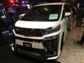 TRDのパーツを纏った新型ヴェルファイア、見参！【東京オートサロン2018】