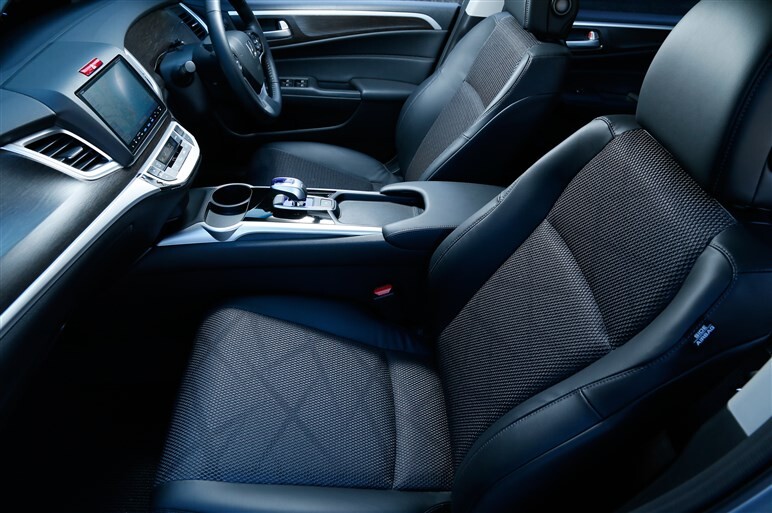 ホンダ ジェイド試乗、低全高ミニバンの総合評価は？