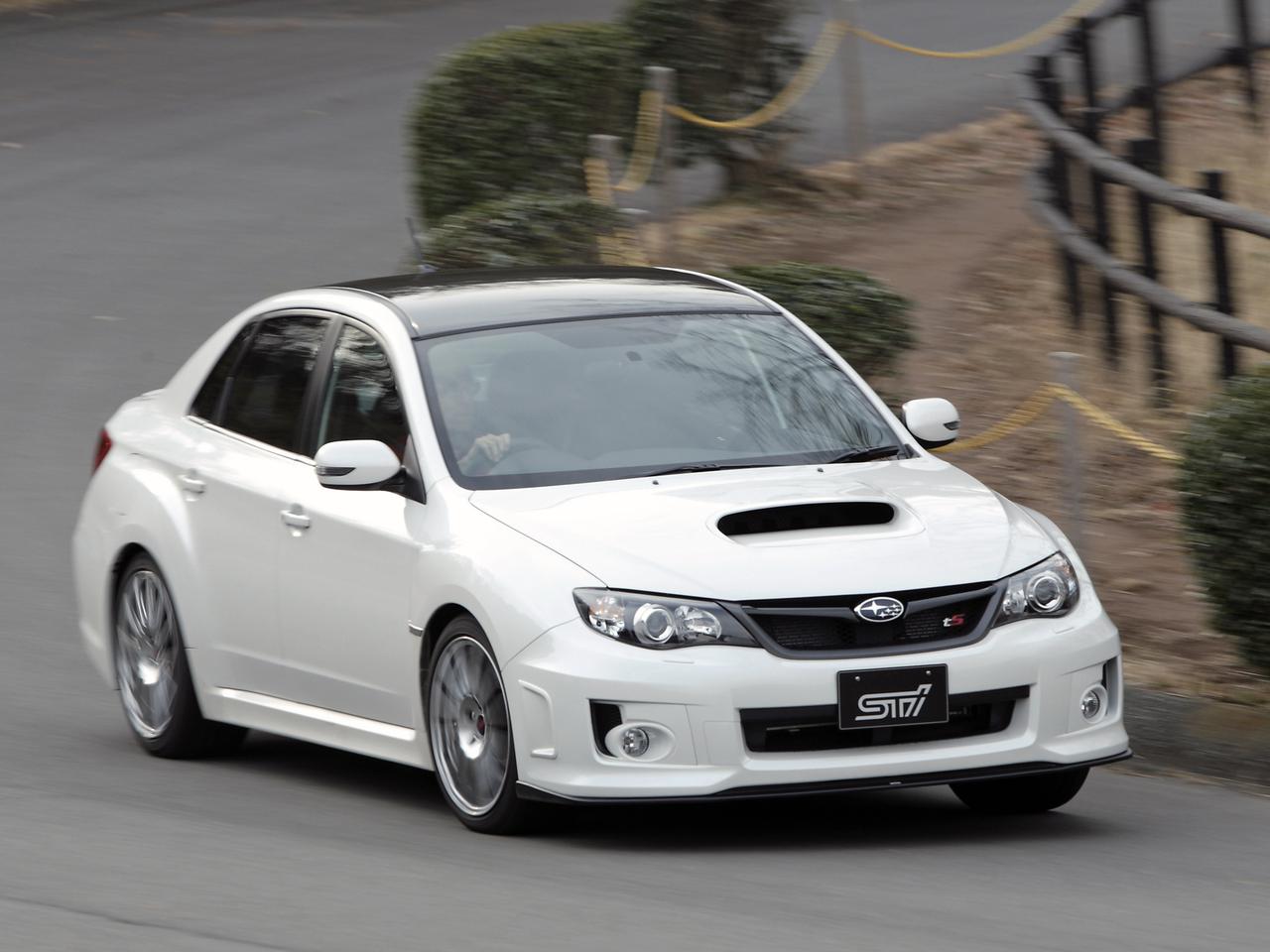 試乗 インプレッサwrx Sti Tsは カーボンルーフを採用して走りの安定感を向上させた 10年ひと昔の新車 Webモーターマガジン 自動車情報サイト 新車 中古車 Carview