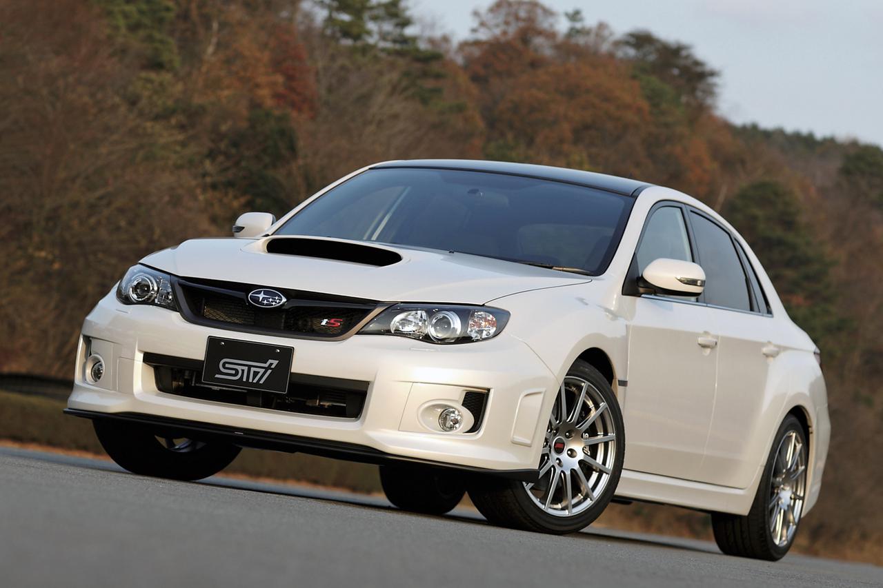 試乗 インプレッサwrx Sti Tsは カーボンルーフを採用して走りの安定感を向上させた 10年ひと昔の新車 Webモーターマガジン 自動車情報サイト 新車 中古車 Carview