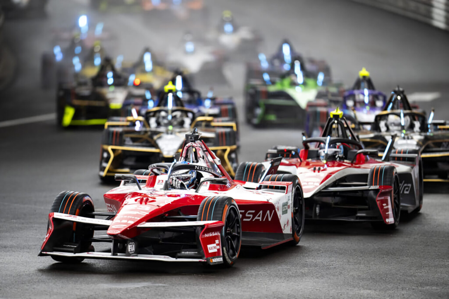 いずれEV時代がくるならモータースポーツも全部EVになる？　現時点では「荒唐無稽」といわざるを得ないワケ