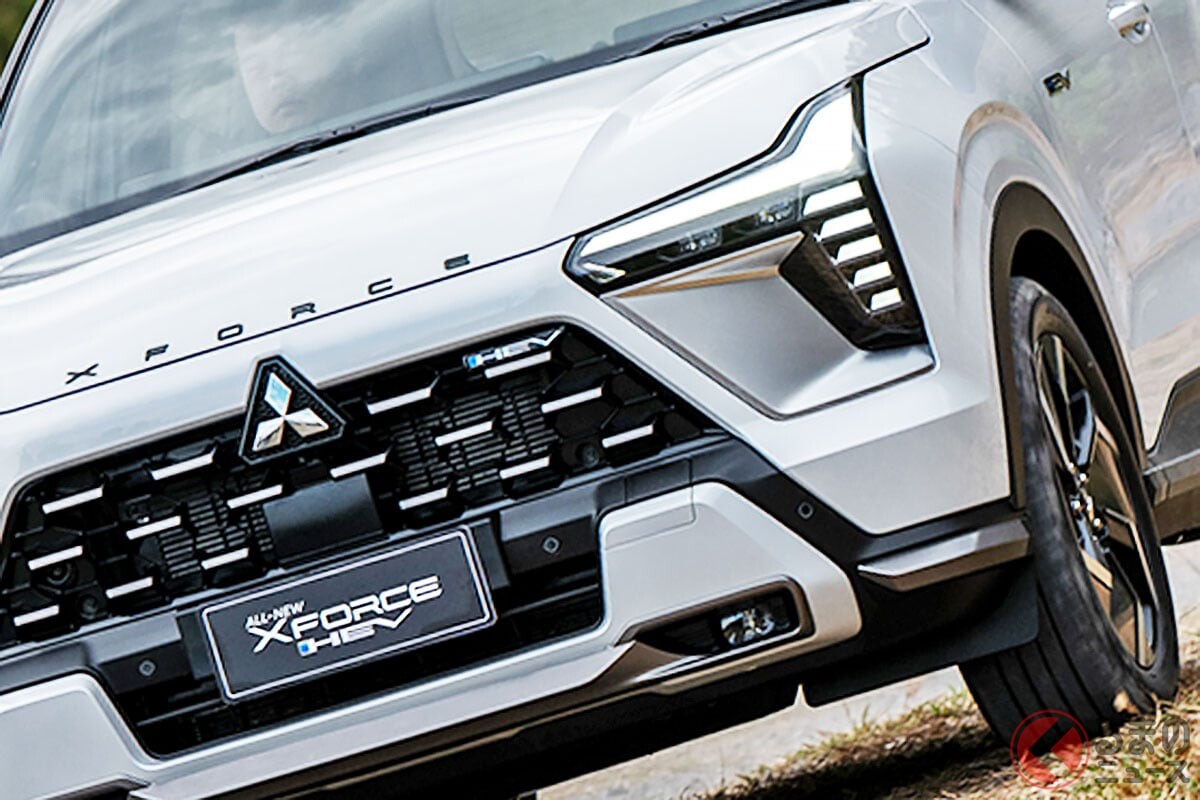 【東南アジア】三菱の「最新“コンパクト”SUV」がスゴい！ 迫力の“精悍”顔×全長4.4m級で「ちょうどイイサイズ」！ 新“静音”モデル「エクスフォースHEV」日本導入の可能性は？