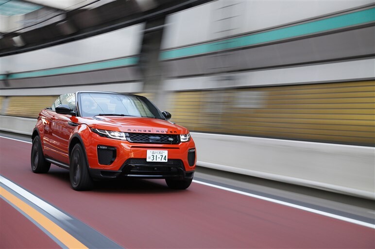 斬新かつ華やかな異端児、イヴォークコンバーチブルは買いか？