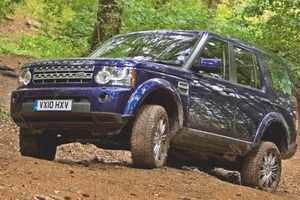 英国流「華やかさ」をプラス！　ランドローバー・ディスカバリー 4 　UK中古車ガイド　多能さで魅了