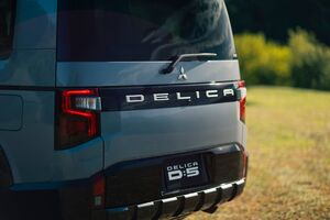 世界のクルマのなかでも特異なポジションを突き進む──新型三菱デリカD_5詳報