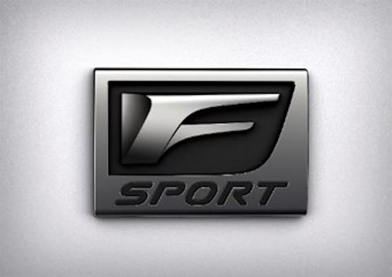 レクサス「RZ」改良。新開発バッテリーで航続距離20%向上…MT感覚で運転できる407PSの“Fスポーツ”も