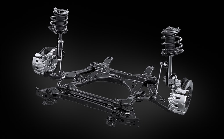 レクサス「RZ」改良。新開発バッテリーで航続距離20%向上…MT感覚で運転できる407PSの“Fスポーツ”も